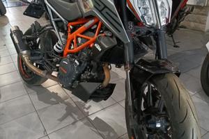 KTM DUKE 125 2022