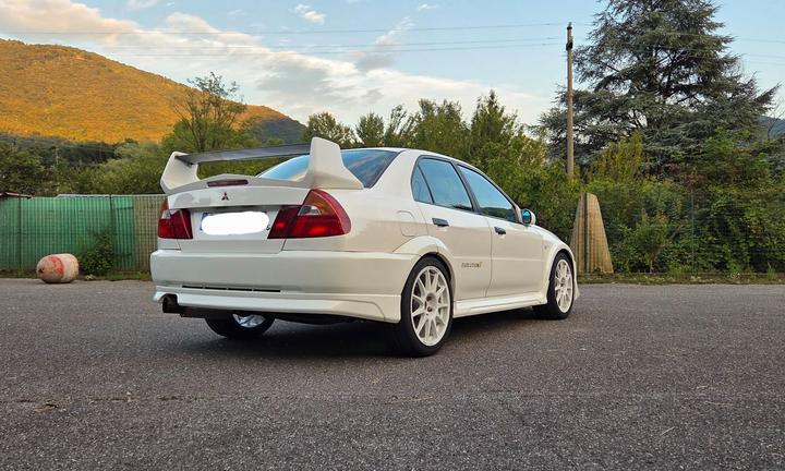 Mitsubishi Evo Lancer 5 rs
