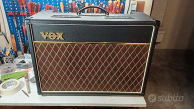 Amplificatore  da chitarra VOX AC 15 C1 valvolare