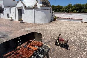 Villino con due trulli in agro di martina franca