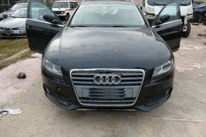 Ricambi usati per AUDI A4 B8 2.0 143 CV 2009