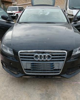 Ricambi usati per AUDI A4 B8 2.0 143 CV 2009