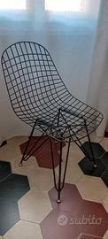 sedia rete metallica nera
