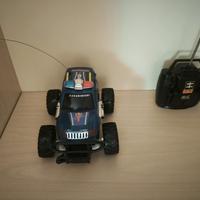 Macchina telecomandata