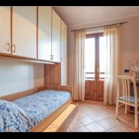 Armadio ponte con 2 letti