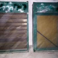 Vetrine per esterno con serrande