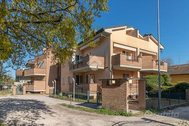 2 LOCALI A CERVIA