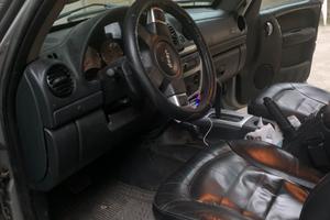 Jeep cherokee 2800 automatica