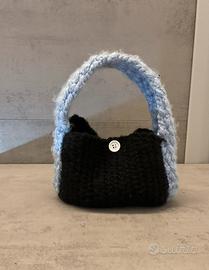 Borsa fatta a mano con l’uncinetto