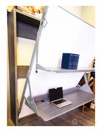 Letto a scomparsa matrimoniale con scrivania