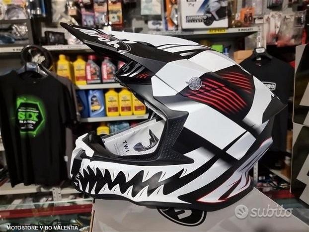 Subito - motostore vibo valentia - Casco cross airoh twist 2.0 mask matt -  Accessori Moto In vendita a Vibo Valentia