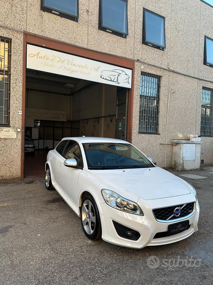 Volvo C30 2011 photo 3