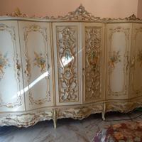 Armadio barocco veneziano e giroletto barocco