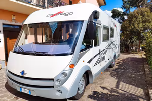 Camper Motorhome Carthago 4.7