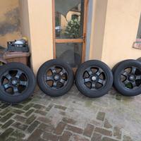 Ruote complete toyota 285/60 18