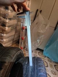 gomme estive toyo  175/60/15