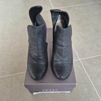 Scarpe Ixos con tacco n.37 nere