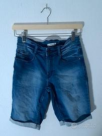 Pantaloncini in Denim
