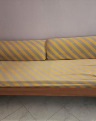 Divano letto + poltrona (per rinnovo mobili)