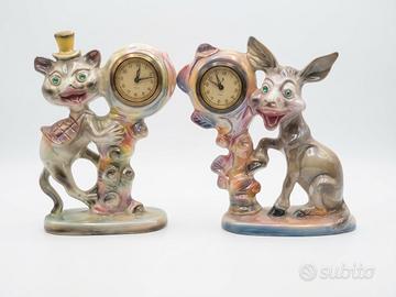 due orologi da tavolo decorativi in ceramica
