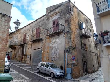 Quadrilocale in palazzo nobiliare a Naro