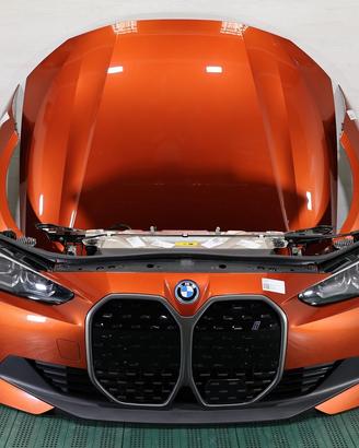 BMW serie i4 G26 Musata cofano paraurti fari LED