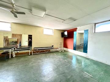 Palestra di 450 m² a Rovereto - 38 macchinari incl