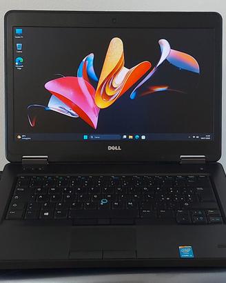 Notebook Dell i5 quad-core 8GB SSD-256 full-hd.