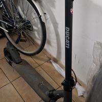 monopattino Ducati Pro