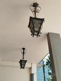 Lampadari da esterno in ferro battuto 