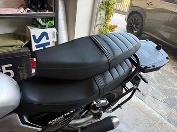 Sella Triumph Speed Twin 900 originale del 2026