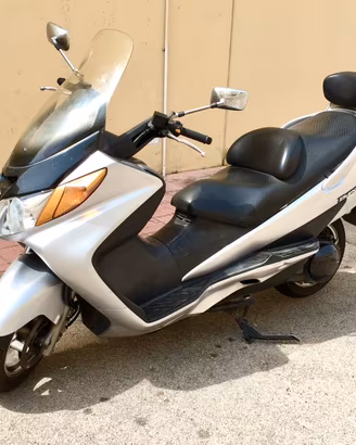 Scooter moto Suzuky Burgman AN400