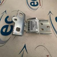 1388881080 Cerniera Inferiore Portellone Sinistro 