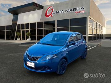 Lancia Ypsilon 1.0 FIREFLY HYBRID