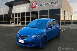 Lancia Ypsilon 1.0 FIREFLY HYBRID
