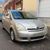 Toyota corolla verso 7 posti  diesel