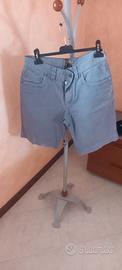 Pantalone corto