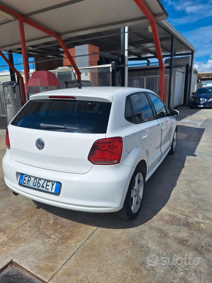 Volkswagen Polo 2013 photo 2