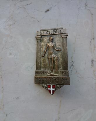 distintivo FGNI Bologna 1927 VI conc Naz femm.