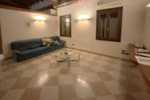 Immobile di 300 m² con più di 5 locali a Marostica