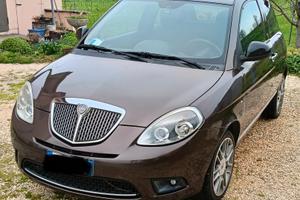 Ypsilon 1.3 MJT 2011 E5