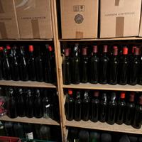 Bottiglie per vino da lavare