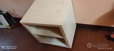 tavolino TV o libri