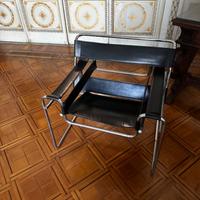 Sedia Knoll International Wassily di Marcel Breuer