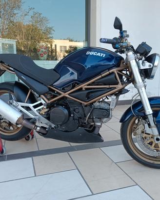 Ducati Monster 750