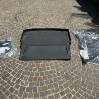 TAPPETINI IN GOMMA MERCEDES  E VASCA BAULE