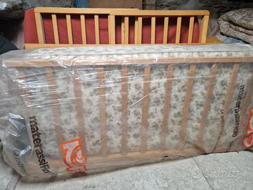 Lettino per bambino con sponde