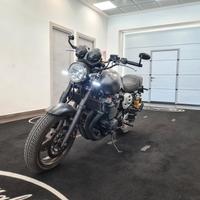 YAMAHA XJR 1300