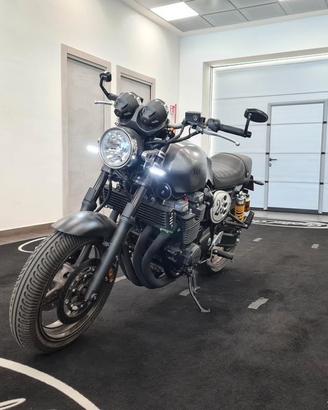 YAMAHA XJR 1300