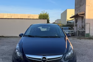 Opel corsa 2014
